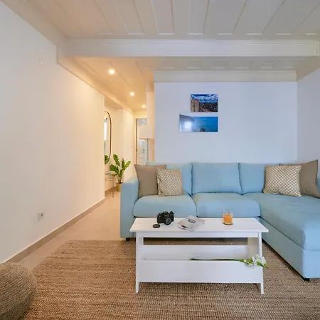 Apartamento Charming Duplex With Terrace In *