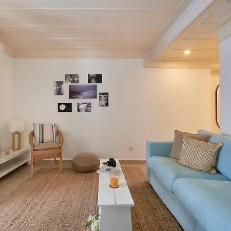 Charming Duplex With Terrace In *