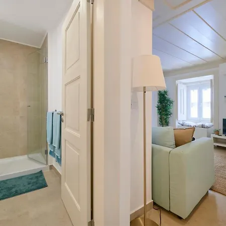 Apartamento Charming Duplex With Terrace In *